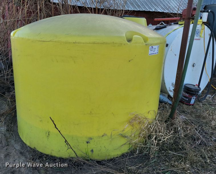 image for item DL7806 Poly tank