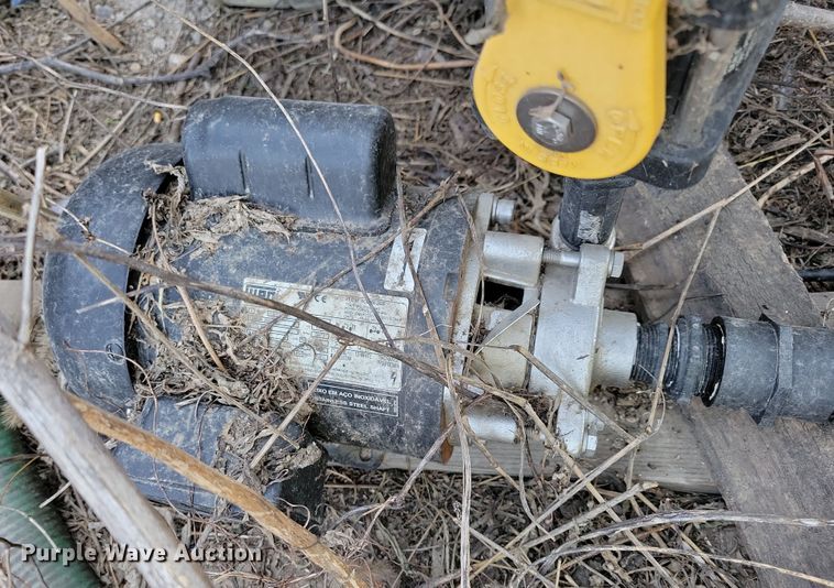 image for item DL7806 Poly tank