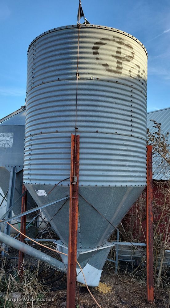 image for item DL7807 (3) Pax feed bins