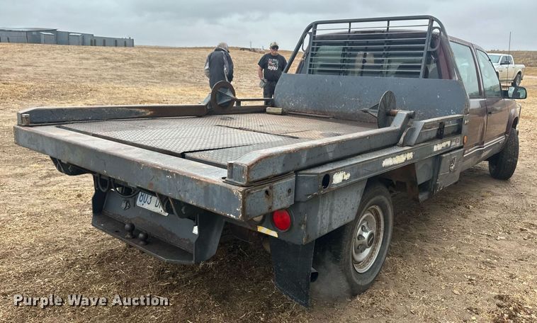 image for item DM2631 1997 GMC Sierra 3500  Crew Cab bale bed pickup truck