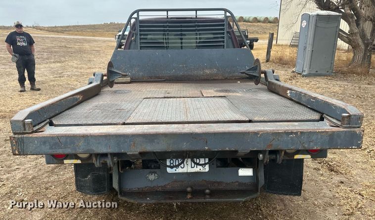 image for item DM2631 1997 GMC Sierra 3500  Crew Cab bale bed pickup truck