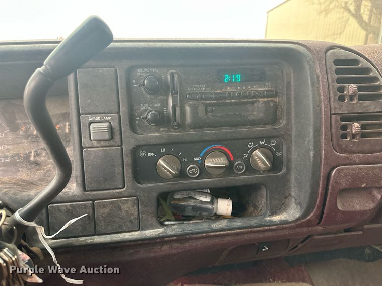 image for item DM2631 1997 GMC Sierra 3500  Crew Cab bale bed pickup truck