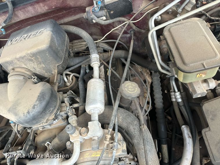 image for item DM2631 1997 GMC Sierra 3500  Crew Cab bale bed pickup truck