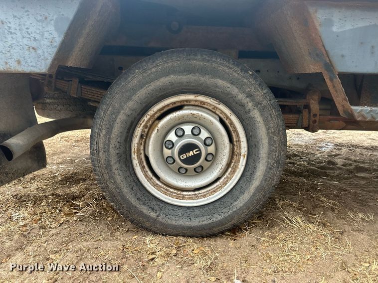 image for item DM2631 1997 GMC Sierra 3500  Crew Cab bale bed pickup truck