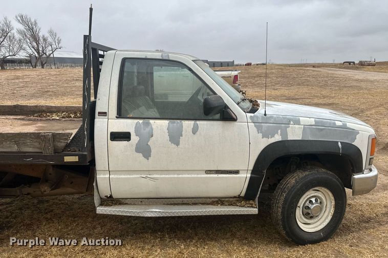 image for item DM2632 1990 GMC Sierra 2500HD flatbed pickup truck