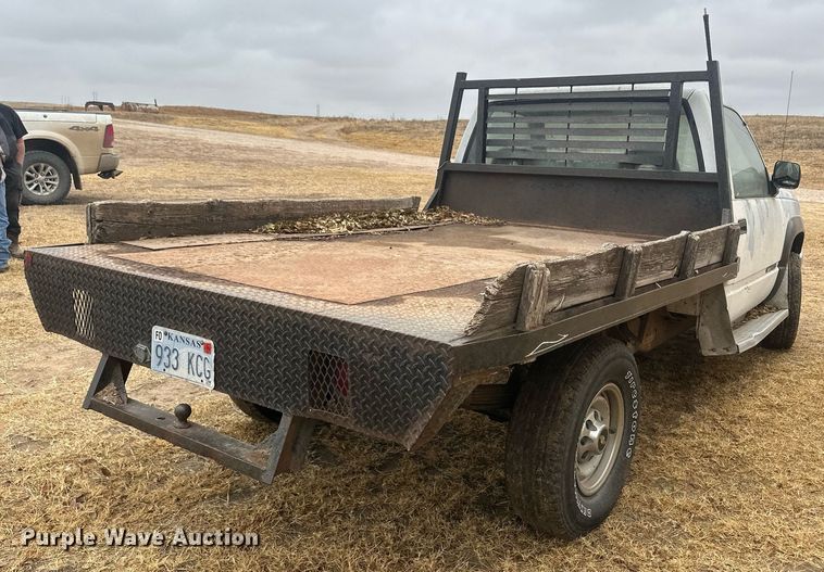 image for item DM2632 1990 GMC Sierra 2500HD flatbed pickup truck