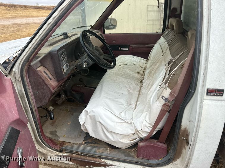 image for item DM2632 1990 GMC Sierra 2500HD flatbed pickup truck