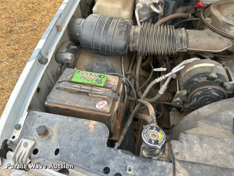 image for item DM2632 1990 GMC Sierra 2500HD flatbed pickup truck