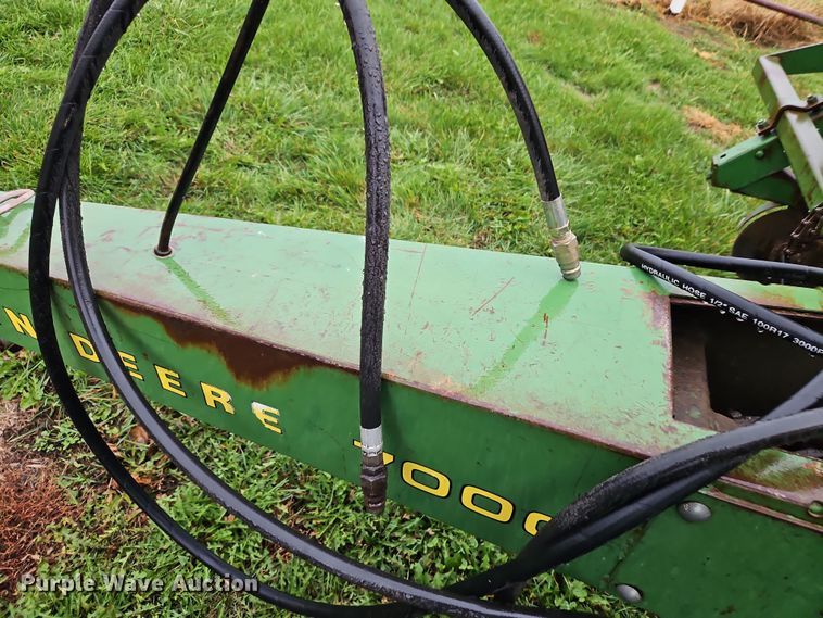image for item DN7134 John Deere P7000  no-till planter