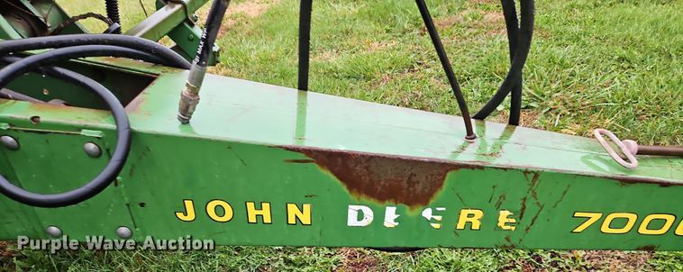 image for item DN7134 John Deere P7000  no-till planter
