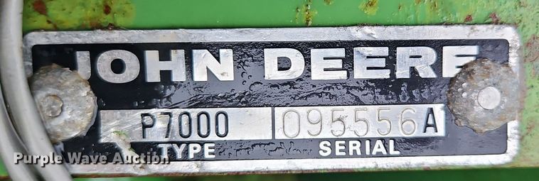 image for item DN7134 John Deere P7000  no-till planter