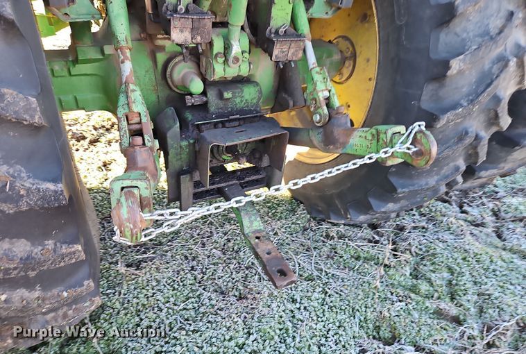 image for item DN7141 John Deere 4440  tractor