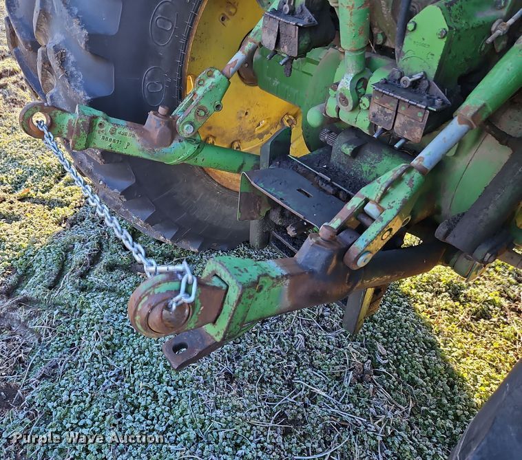 image for item DN7141 John Deere 4440  tractor