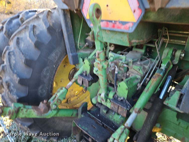 image for item DN7141 John Deere 4440  tractor
