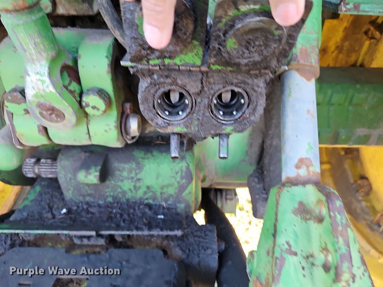 image for item DN7141 John Deere 4440  tractor