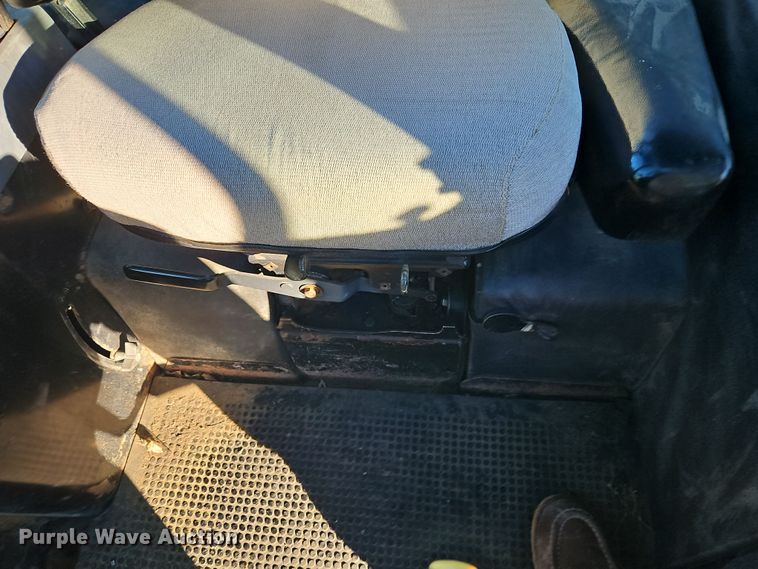 image for item DN7141 John Deere 4440  tractor