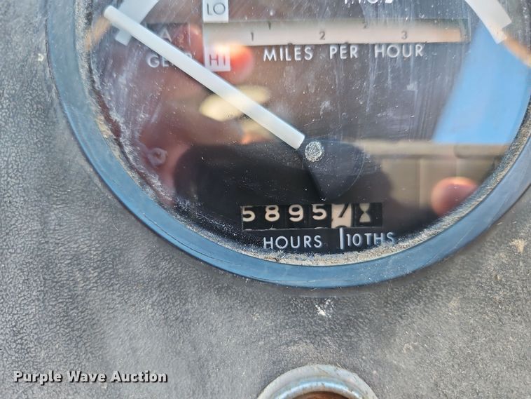 image for item DN7141 John Deere 4440  tractor