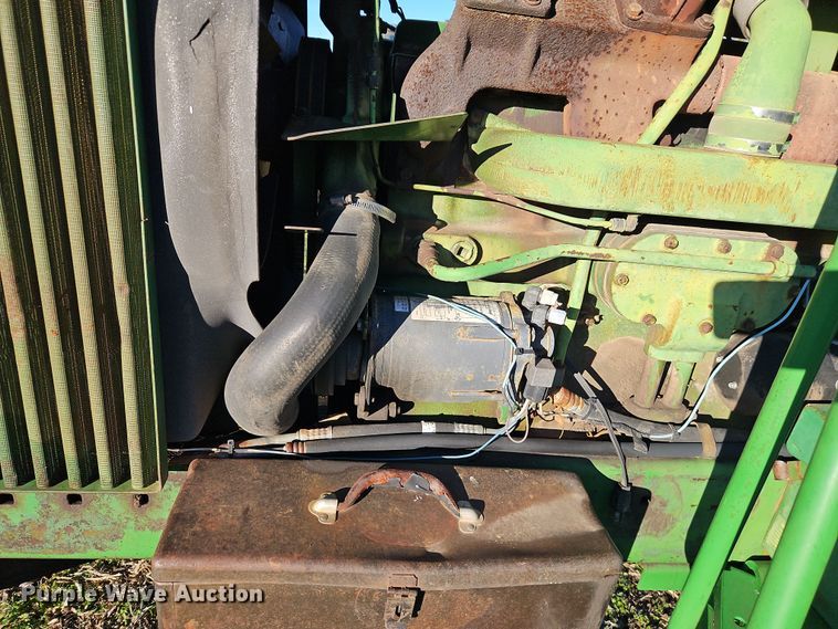 image for item DN7141 John Deere 4440  tractor