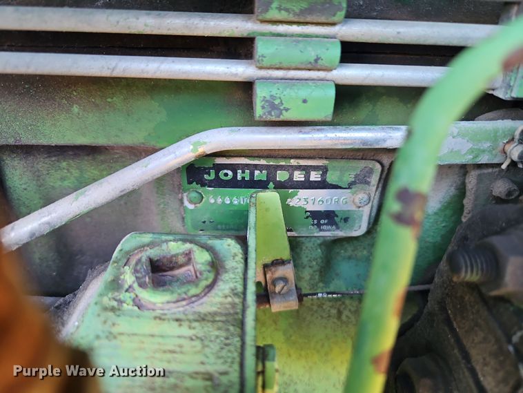 image for item DN7141 John Deere 4440  tractor