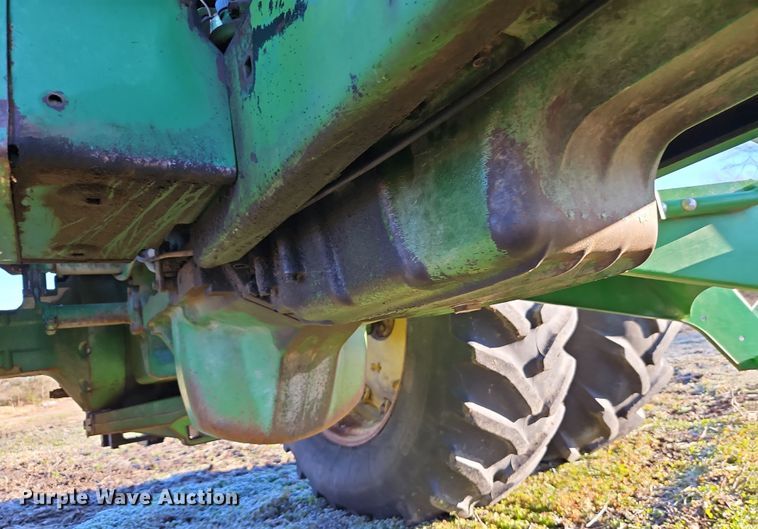 image for item DN7141 John Deere 4440  tractor