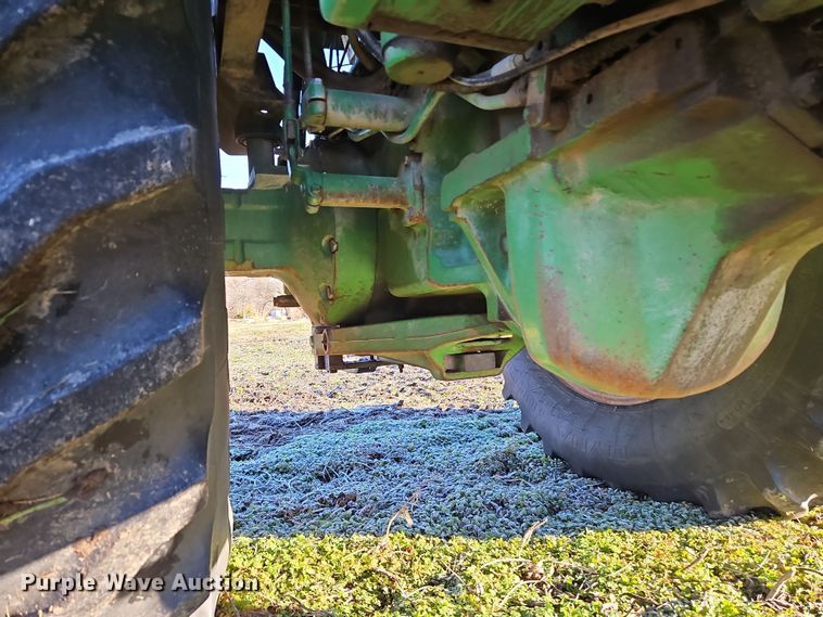 image for item DN7141 John Deere 4440  tractor