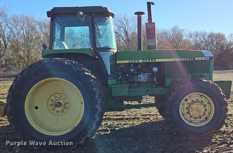 image for item DN7142 1988 John Deere 4850  MFWD tractor