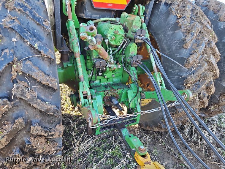 image for item DN7142 1988 John Deere 4850  MFWD tractor