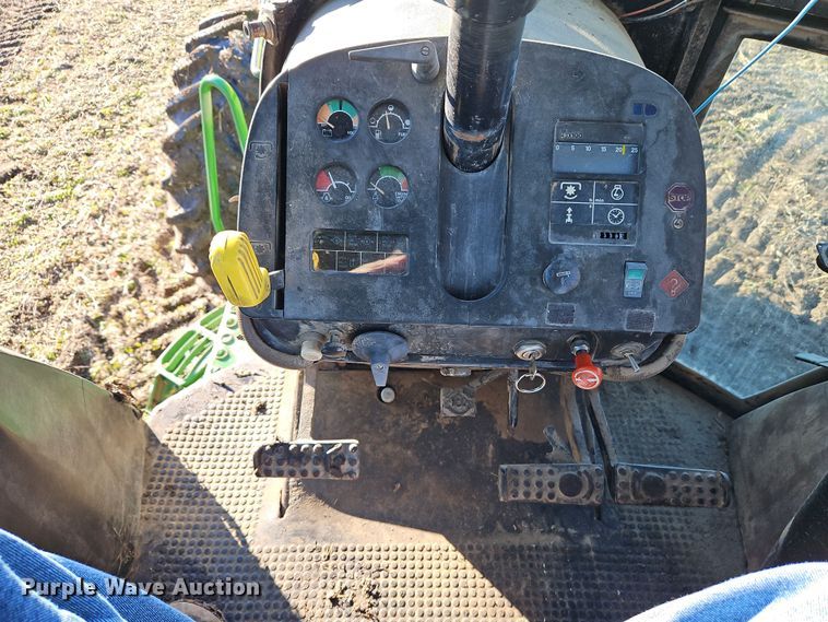 image for item DN7142 1988 John Deere 4850  MFWD tractor