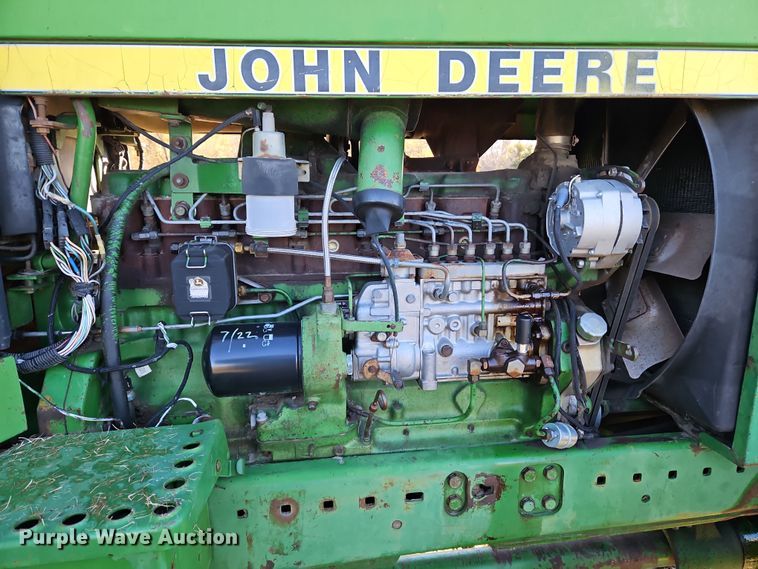 image for item DN7142 1988 John Deere 4850  MFWD tractor