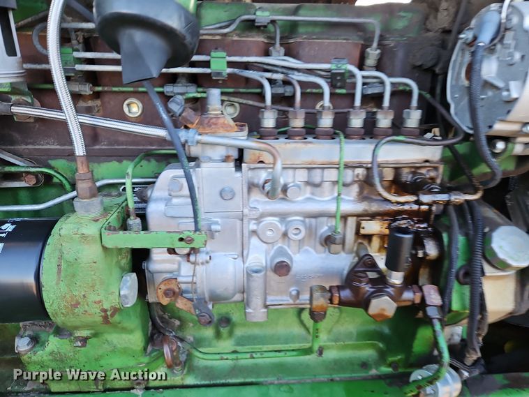 image for item DN7142 1988 John Deere 4850  MFWD tractor