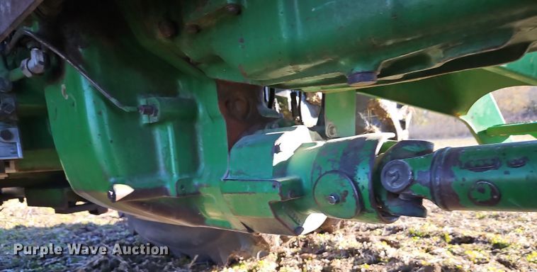 image for item DN7142 1988 John Deere 4850  MFWD tractor