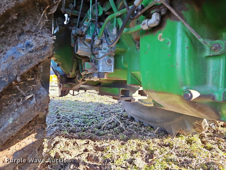 image for item DN7142 1988 John Deere 4850  MFWD tractor