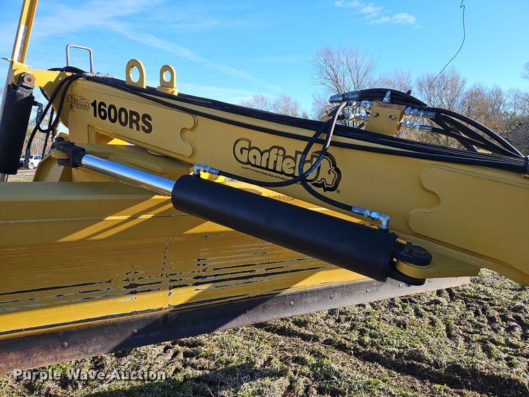 image for item DN7143 Garfield 1600RS  grader blade