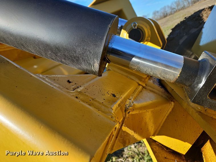 image for item DN7143 Garfield 1600RS  grader blade