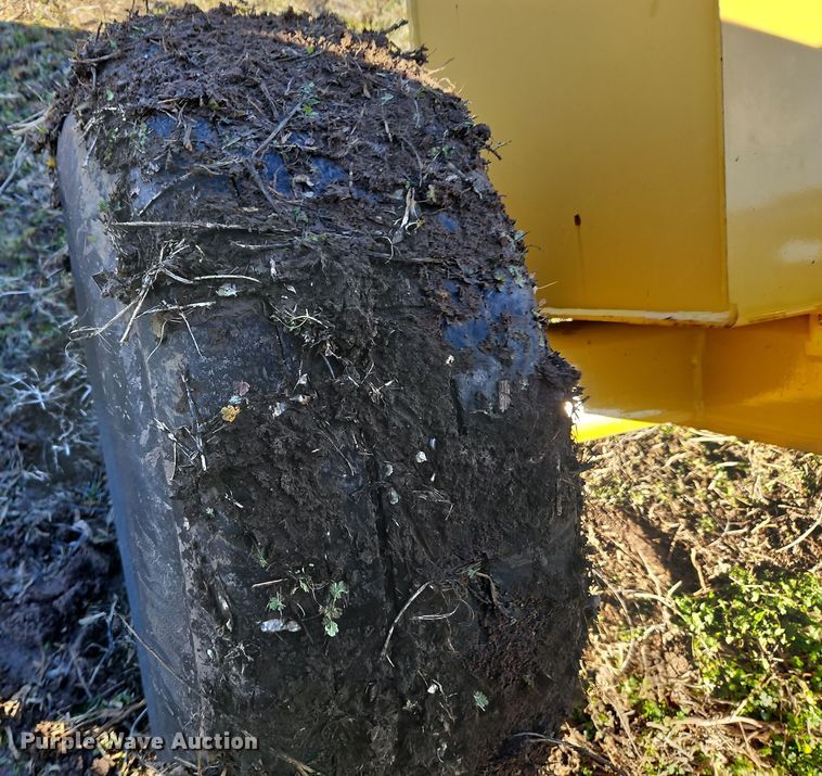 image for item DN7143 Garfield 1600RS  grader blade