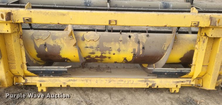 image for item DO4717 2006 New Holland 74C  flex head