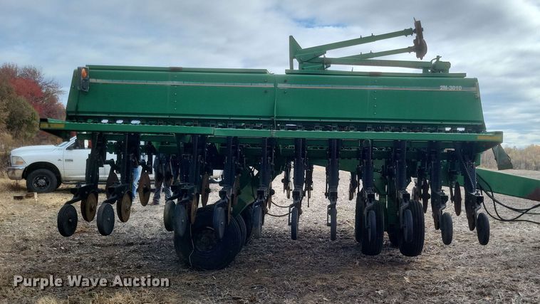 image for item DO4719 Great Plains 2N-3010  grain drill