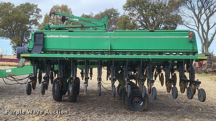 image for item DO4719 Great Plains 2N-3010  grain drill
