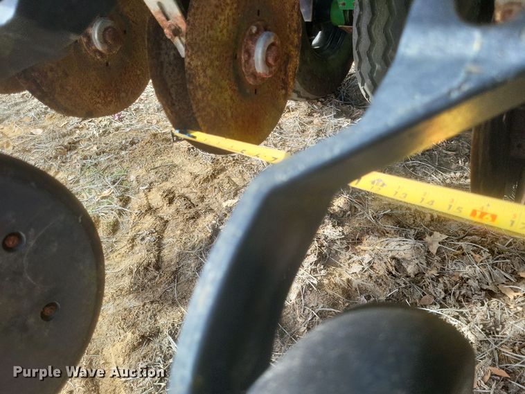 image for item DO4719 Great Plains 2N-3010  grain drill