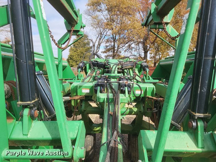 image for item DO4719 Great Plains 2N-3010  grain drill