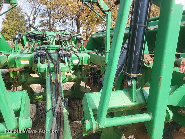 image for item DO4719 Great Plains 2N-3010  grain drill