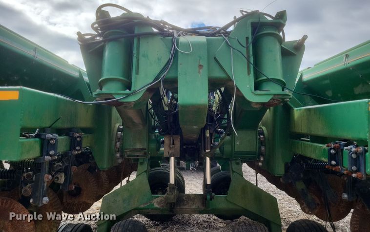 image for item DO4719 Great Plains 2N-3010  grain drill