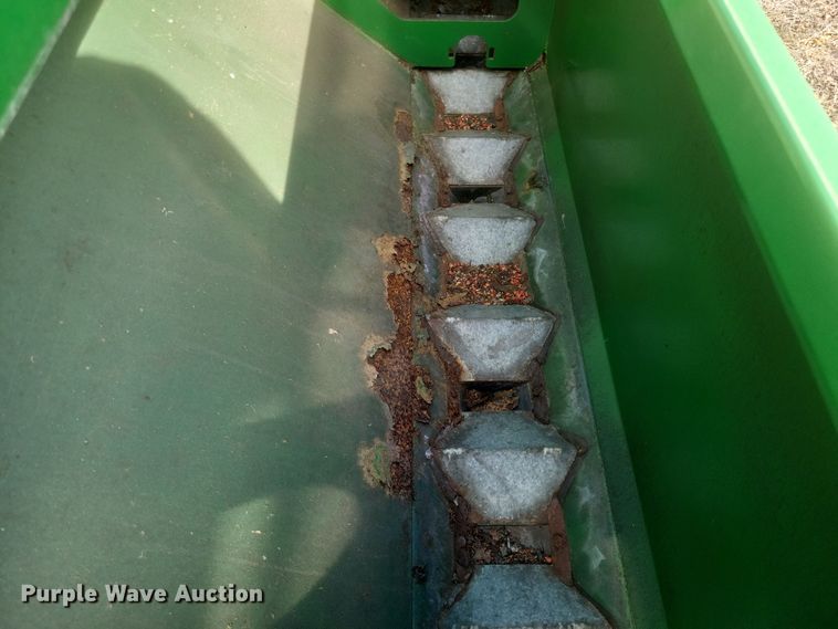 image for item DO4719 Great Plains 2N-3010  grain drill