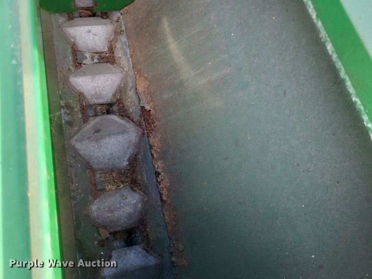 image for item DO4719 Great Plains 2N-3010  grain drill