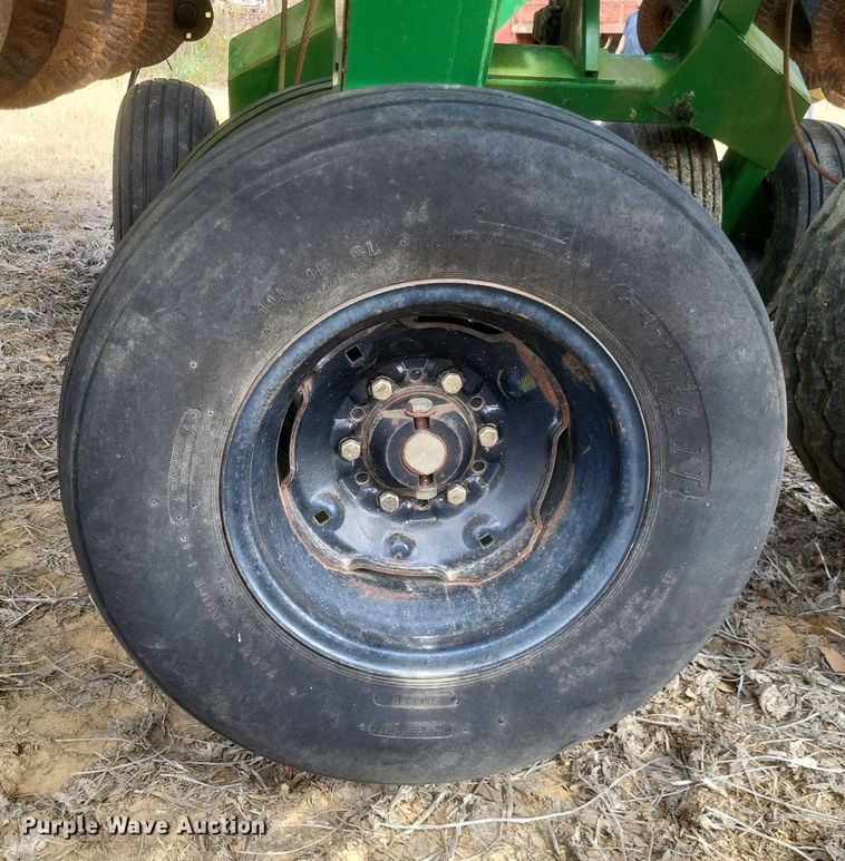 image for item DO4719 Great Plains 2N-3010  grain drill