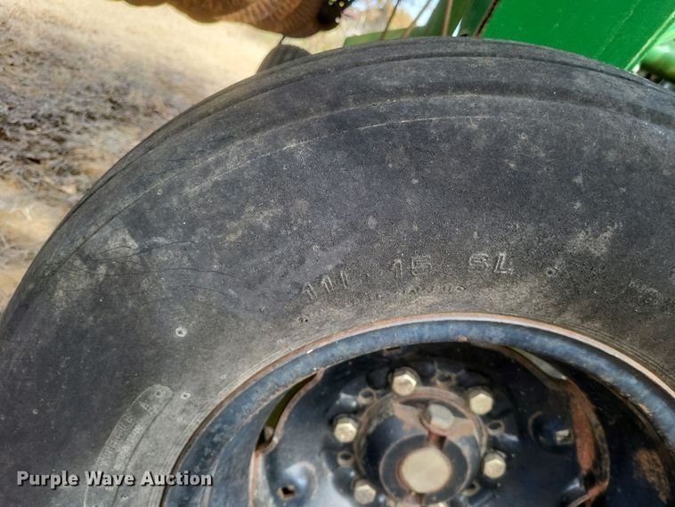 image for item DO4719 Great Plains 2N-3010  grain drill