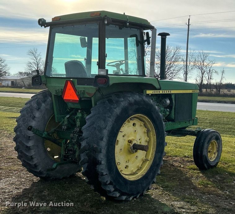 image for item DQ1060 1976 John Deere 4430H  tractor