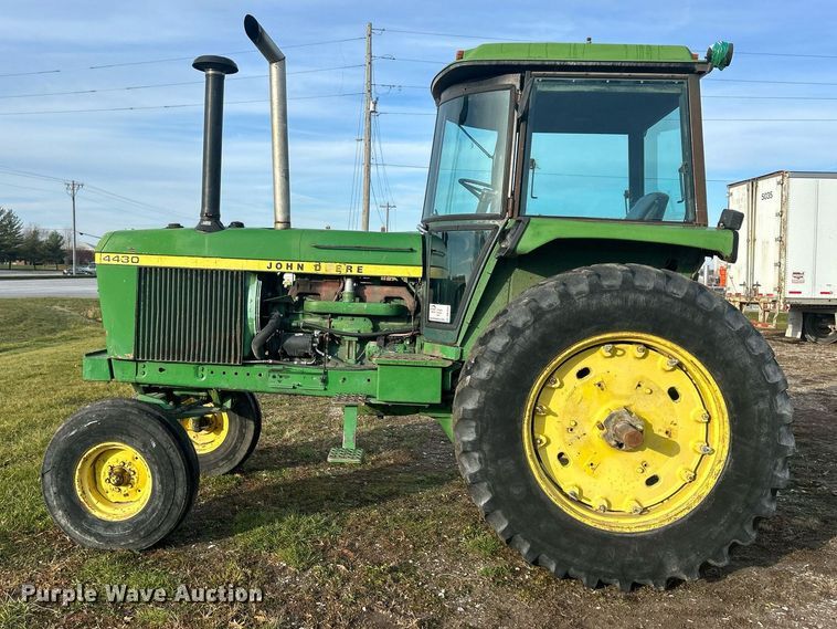 image for item DQ1060 1976 John Deere 4430H  tractor