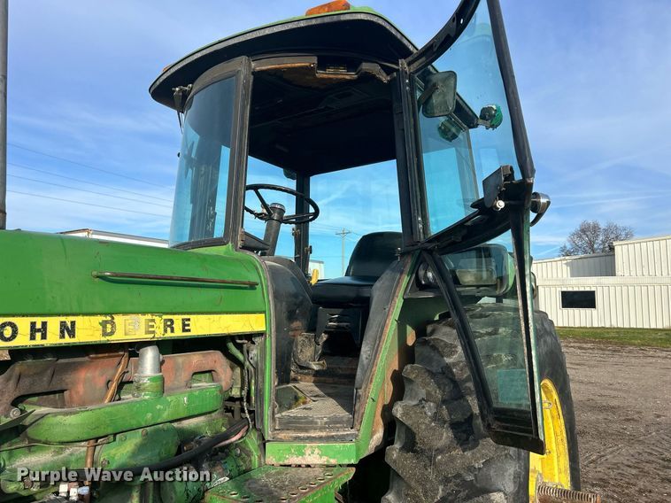 image for item DQ1060 1976 John Deere 4430H  tractor