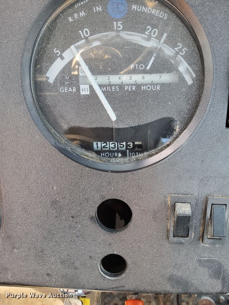 image for item DQ1060 1976 John Deere 4430H  tractor